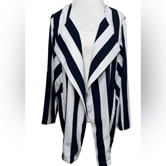 Elodie Navy Stripe Trendy Open Front Blazer Jacket Long Sleeve Size Medium - Picture 5 of 10